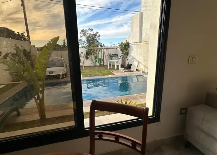 Coquette Villa Avec Piscine